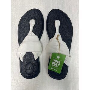 NWT SANUK Yoga Sling 2 Mat Comfort Wrap Shoes, Sz 8